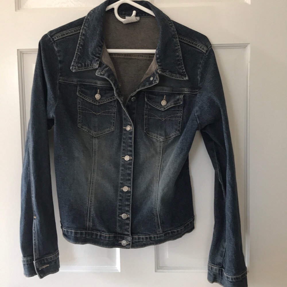 Z. Cavaricci vintage distressed jean/denim jacket